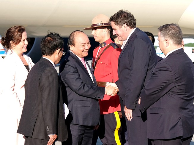 Thủ tướng bắt đầu tham dự Hội nghị G7 mở rộng và thăm Canada