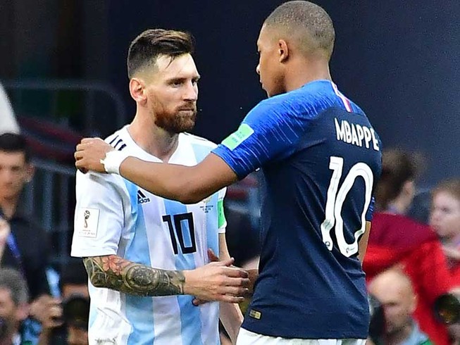 Mbappe, ngôi sao tuổi teen làm lu mờ Messi