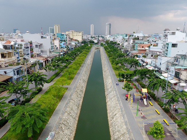 Rạch Hàng Bàng: Hôm qua ta lấp, hôm nay ta đào!