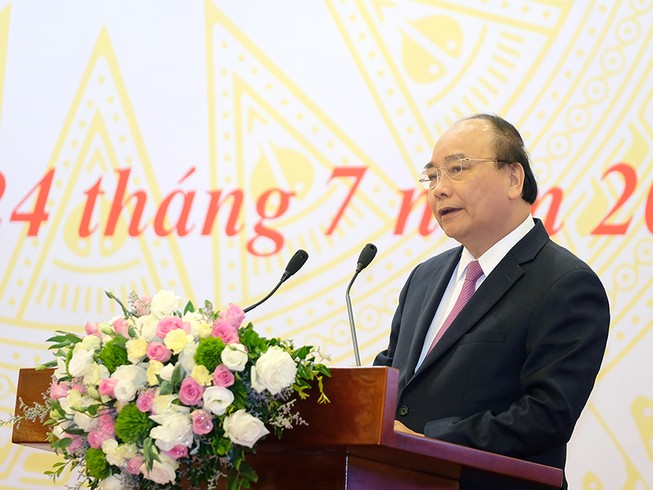 Có những cải cách ‘mừng rơi nước mắt’