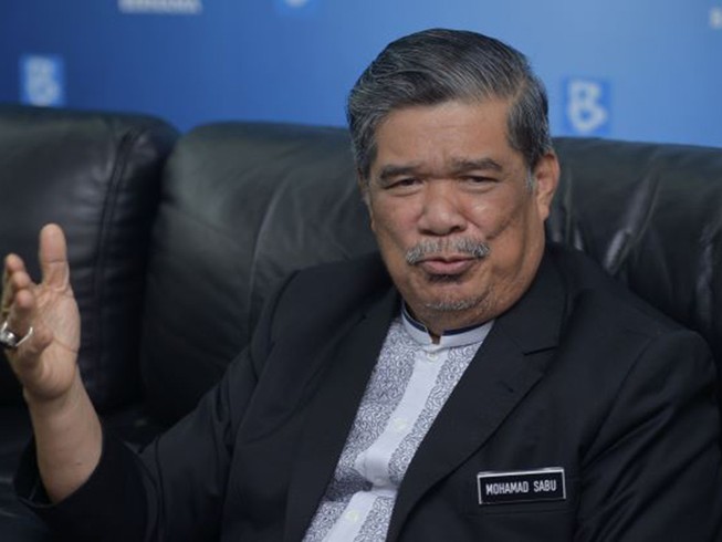 Malaysia quan ngại quân đội Mỹ và Trung Quốc ở biển Đông