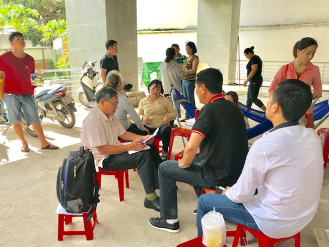 Chủ đầu tư bỏ trốn, dân cố thủ trong căn hộ dở dang