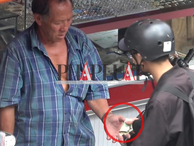 Người vi phạm, chủ sạp lên tiếng