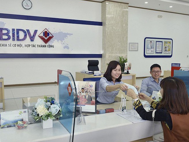 Ông lớn ngân hàng lại kêu thiếu tiền