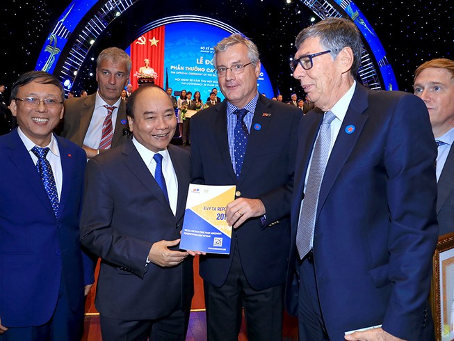 30 năm FDI: Hưởng trái ngọt nhưng vẫn lọt trái đắng