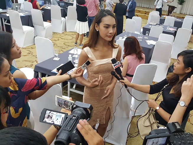 Sự quẫn bách của người chuyển giới