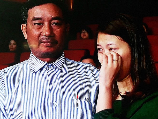 ‘Cha của con đã chết nhưng trái tim vẫn còn đang đập’
