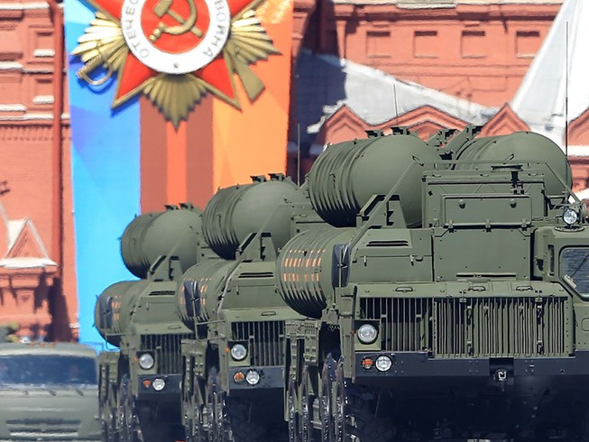 Ukraine cảnh báo chiến tranh với Nga