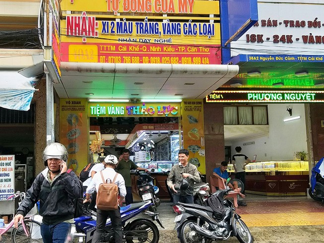 Đổi USD như anh thợ điện có thể chỉ bị phạt cảnh cáo