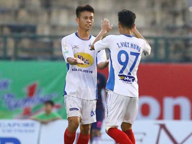 BTV Cup Number 1-2018: HA Gia Lai muốn bật nắp Champagne