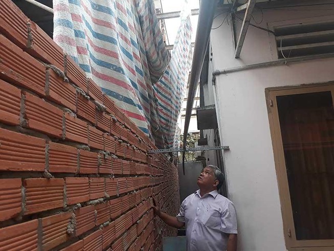 Công trình che chắn sơ sài, hộ kế bên lãnh đủ