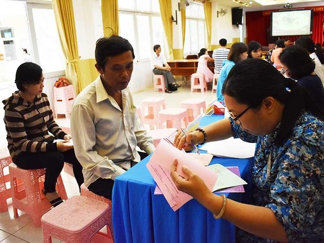 TP.HCM sẽ hết thời ‘chạy trường’ cho con?