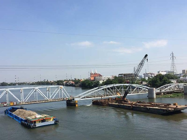 Cần bảo tồn một phần cầu đường sắt Bình Lợi