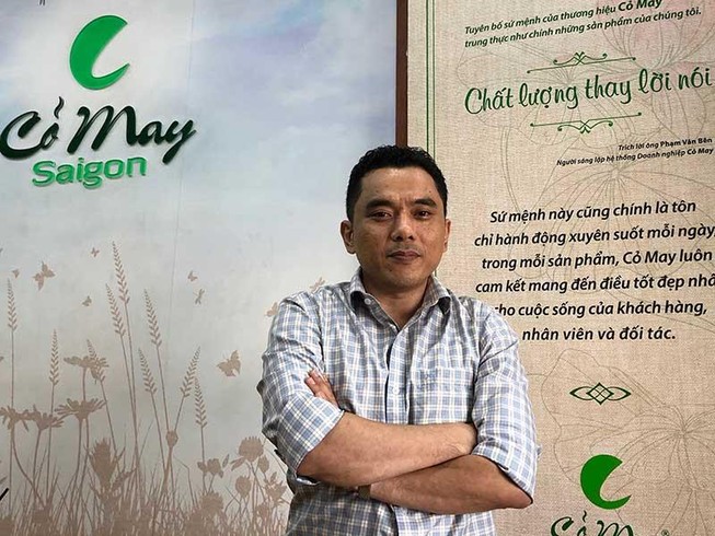 Tổng giám đốc Cỏ May: ‘Đừng mặc cảm mình thua Thái Lan’