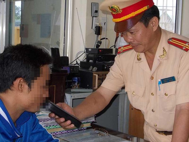 100% CSGT ứng trực dịp lễ 30-4 và 1-5