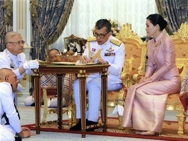 Những điều chưa biết về tân hoàng hậu Thái Lan