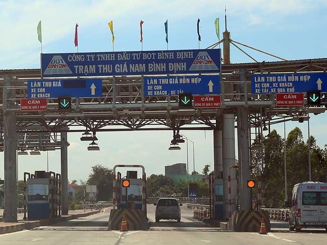 Vì sao đổi tên ‘trạm thu giá’ thành ‘trạm thu tiền’?