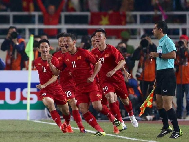 King’s Cup khó ta, khó người