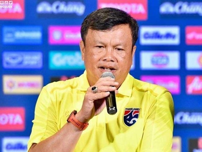 HLV Sirisak: 'Tôi muốn giải mã đội tuyển Việt Nam'