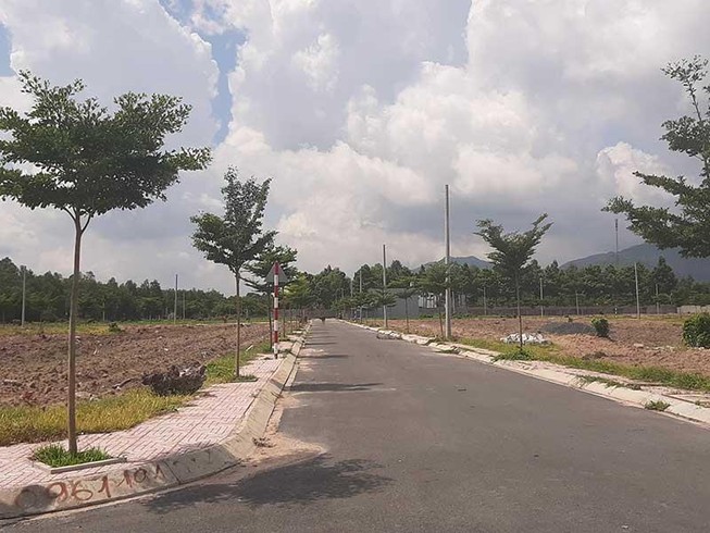 Phú Mỹ: Lách quy định tách thửa để phân lô trái phép