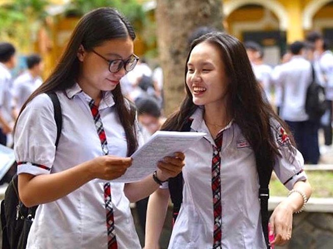 Đề thi nhiều môn dễ thở, dự đoán ‘mưa’ điểm cao