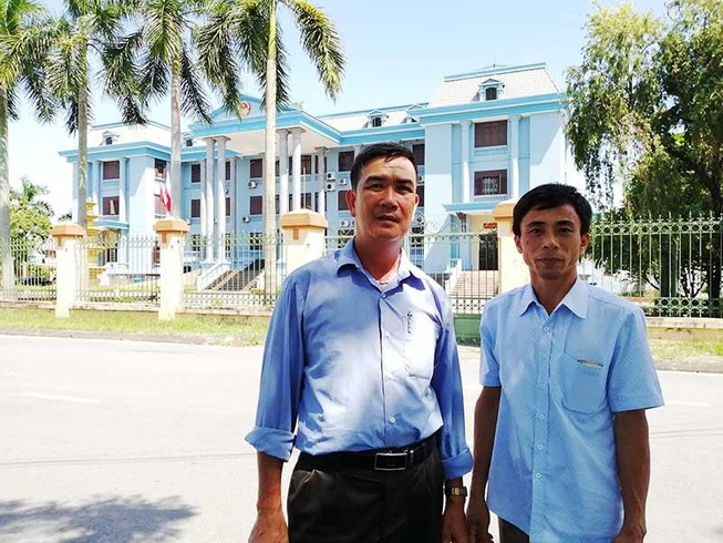 2 người ở tù xong mới biết bị oan phải được bồi thường?