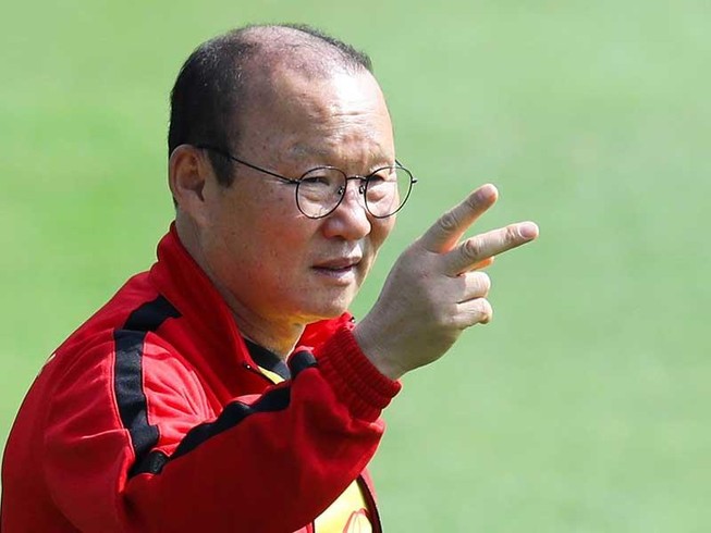 Thầy Park ‘sốc’ khi nghe nói ông đòi lương 100.000 USD