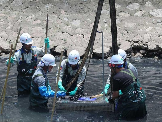 Hà Nội tập trung cứu sông Tô Lịch