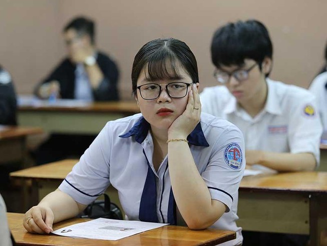 Nỗi buồn điểm liệt môn văn