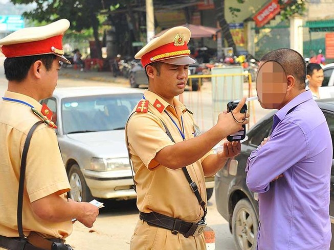 Thủ tướng: Thu vĩnh viễn bằng lái tài xế nghiện ma túy