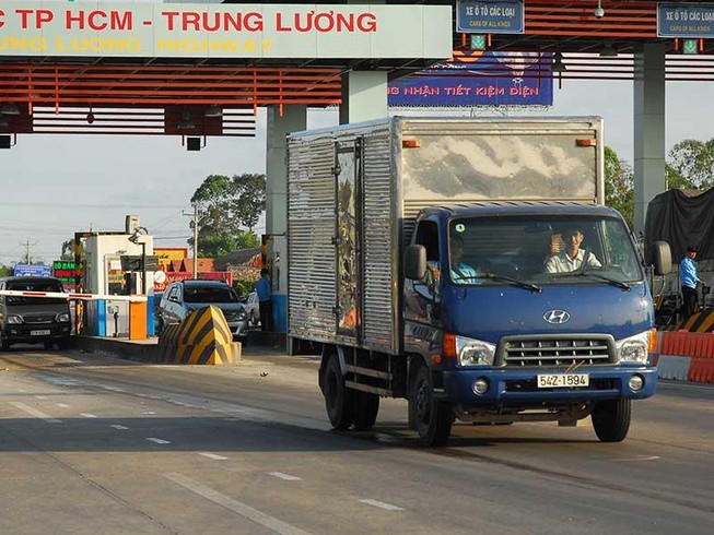 Tranh chấp thu phí cao tốc TP.HCM - Trung Lương