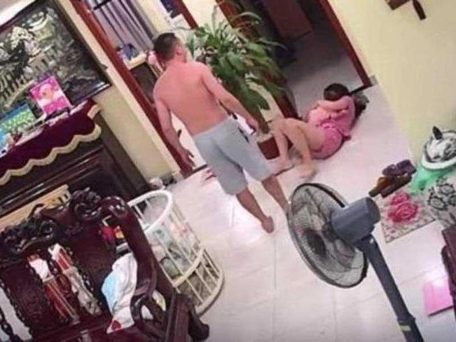 Đánh vợ là biểu hiện của kẻ yếu kém, bất lực
