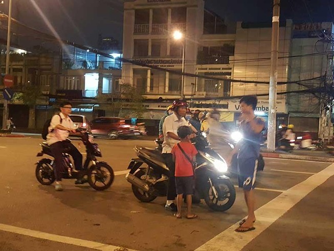Trẻ được đưa từ nơi khác đến thành phố lang thang ăn xin