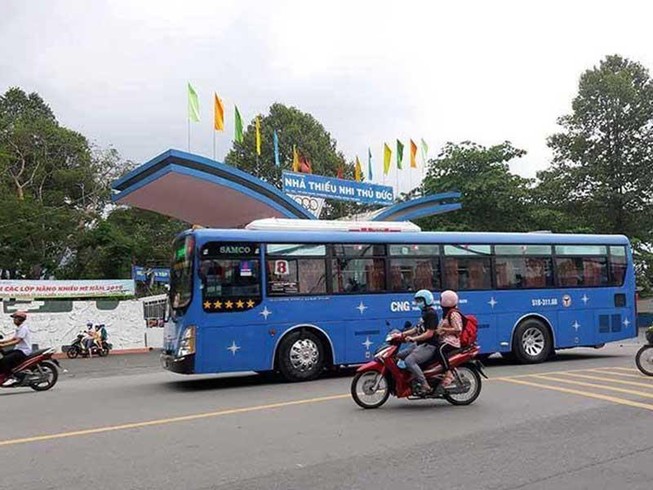 Đề xuất không thay đổi công thức bán nhiên liệu cho xe buýt