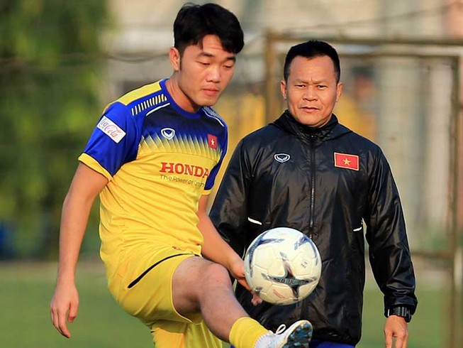 Đội tuyển Việt Nam thua U-22 ở loạt luân lưu