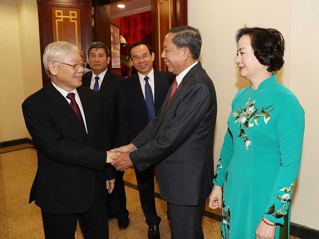 Bàn sâu văn kiện Đại hội XIII, có thảo luận về biển Đông
