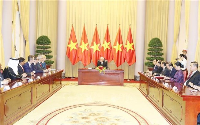 Tổng bí thư, Chủ tịch nước tiếp các đại sứ trình quốc thư
