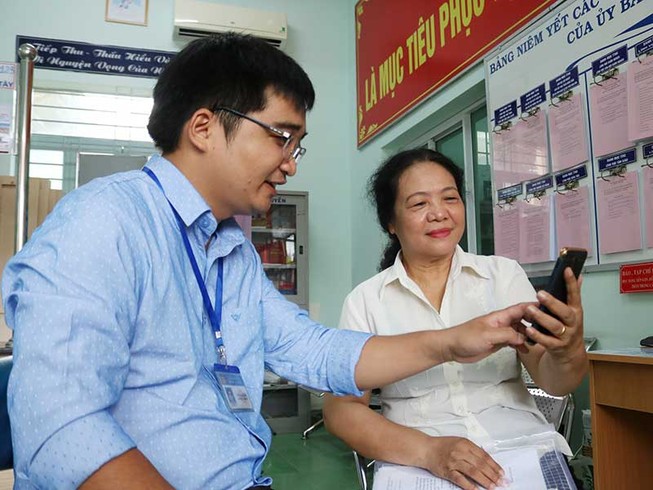 ‘Inbox tin nhắn’: Dân kêu, cán bộ xử lý ngay