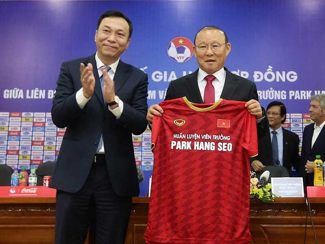 Bầu Đức: ‘Ông Park không vì tiền!’