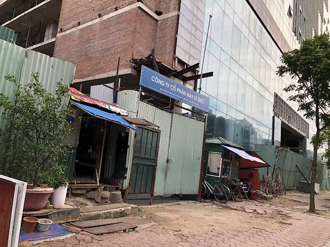 Tìm tư vấn nước ngoài phá dỡ tòa nhà 8B Lê Trực?