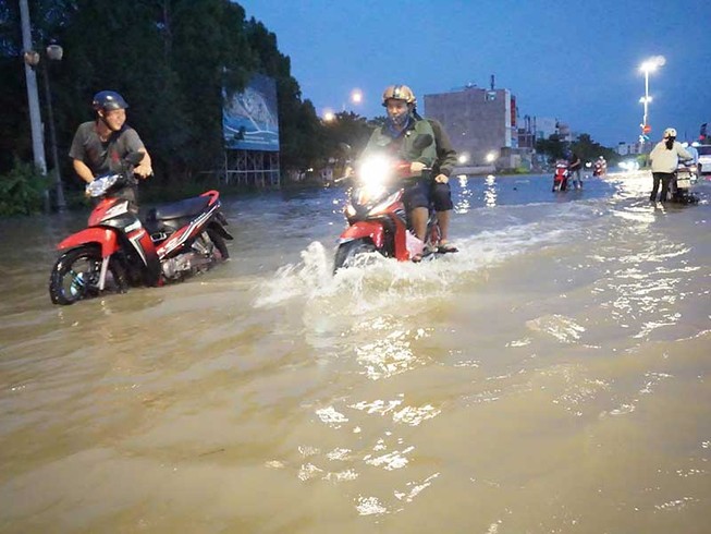 Đề xuất ‘độc’: Chống ngập bằng hóa chất