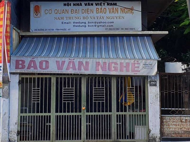 Một nhà báo bị tố lừa tiền tỉ