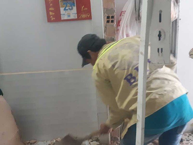 Vụ khốn đốn vì hàng xóm xây nhà: Đang khắc phục