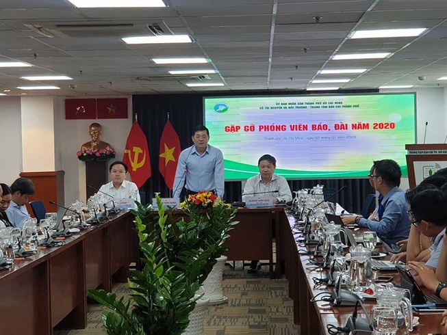 Công bố số liệu quan trắc trên web và 48 bảng điện tử