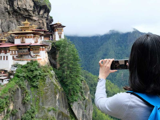 ‘Cháy’ tour sang chảnh du xuân nước ngoài dịp tết