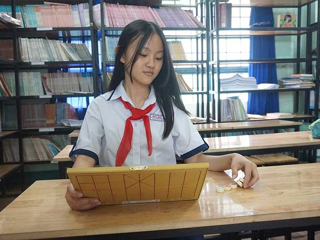 Nữ sinh Vân Khánh: Học tốt, nhảy đẹp, chơi cờ tướng giỏi