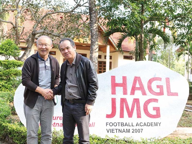 Bầu Ðức, ông Park & trang sử mới của bóng đá Việt Nam