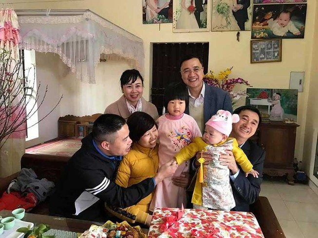 Cái tết bình an của mẹ con bé Bình An