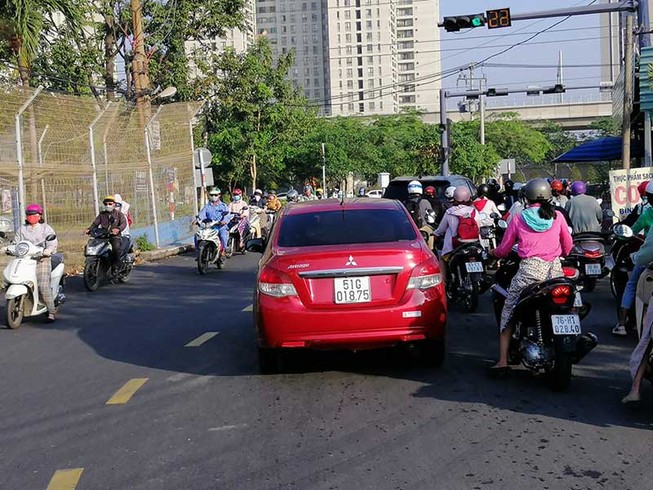 Mở rộng giao lộ, giảm ùn tắc cho đường Nguyễn Hoàng