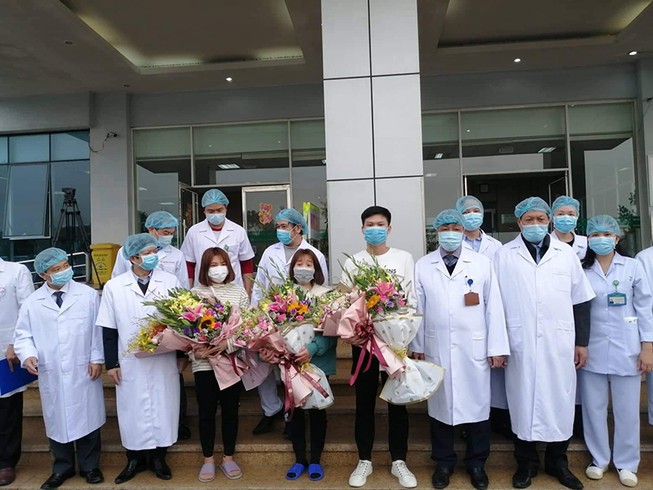 Thêm 3 bệnh nhân tại Việt Nam thoát nCoV